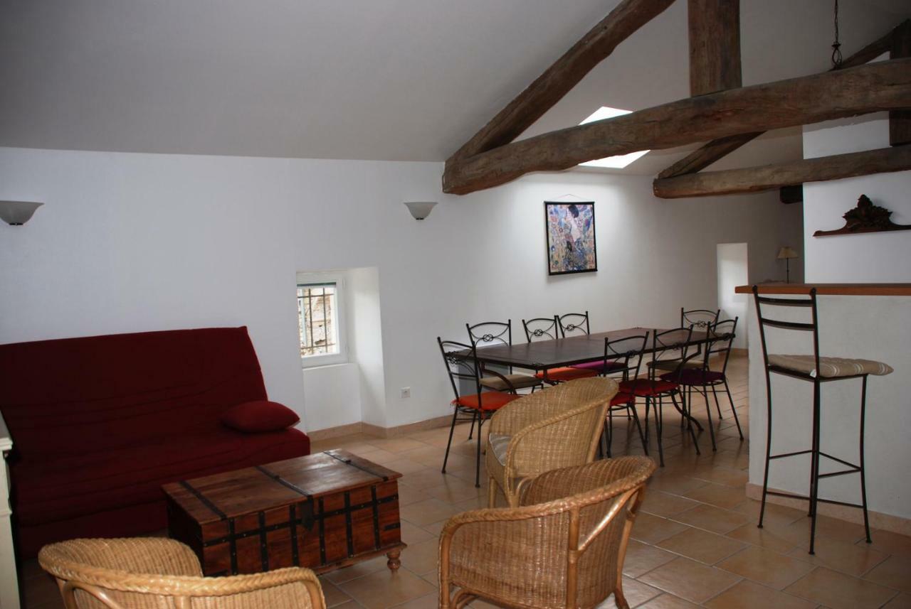 Les Jardins Du Mas Evesque Bed & Breakfast Rousson  Bagian luar foto